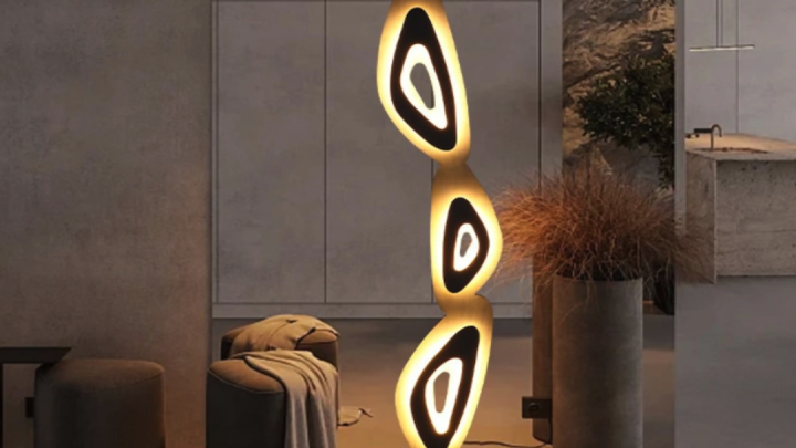 Die Eleganz des Nevis Stehlampe