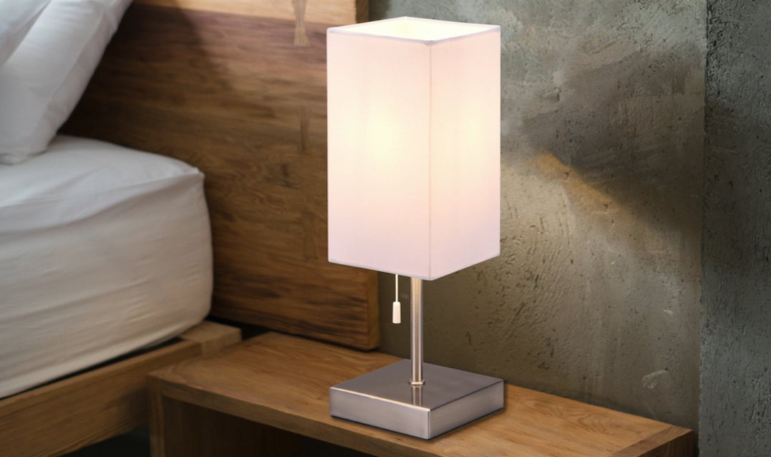 Keramische Nachttischlampen mit USB-Ladestation