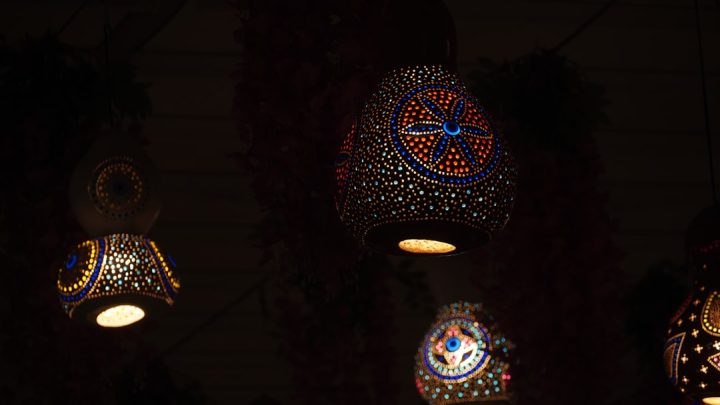 Keramische Nachttischlampen mit USB-Ladestation