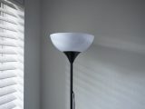 Photo motion sensor floor lamp